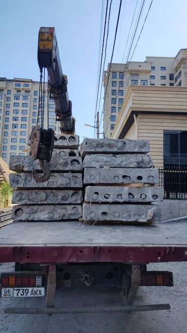 Пустотные плиты перекрытия: Плиты перекрытия. ребристые плиты, фска, бетонные колонны и фермы — 8