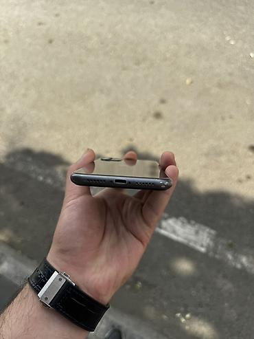 ipad 10 nesil: IPhone 11, 64 GB, Qara, Face ID — 5