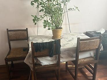 Гостиные гарнитуры: Mebel dəsti – yataq otağı və qonaq otağı üçün Tərkib: - İkinefərlik — 3