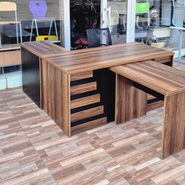 Ofis və oyun kresloları: Yeni, Təkərli, Qolları tənzimlənir, Parça — 21