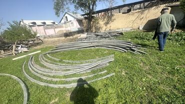 Теплицы: Комплект металлических элементов для теплицы/ангарного навеса. -