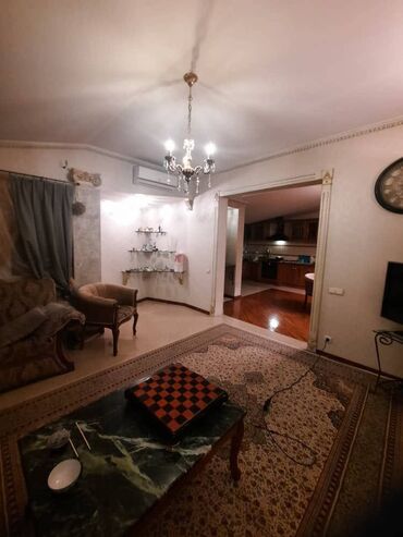 Продажа квартир: ‼️Продается 5-комнатная‼️ Площадь: 194 м² Кухня: 32 м² Этаж: 4/4 — 8