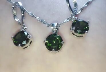 Наборы украшений: Комплект из серебра 925 пр💫. серьги + цепочка с кулончиком. вставка — 20