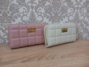 Novčanici: Novčanik ženske extra . 1800 din p.b — 12