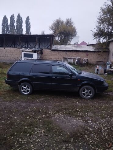 Volkswagen: Volkswagen Passat: 1993 г., 1.8 л, Механика, Газ, Универсал