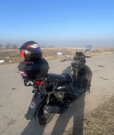 Скутеры: Макси-скутер 150 куб. см, Бензин, Б/у — 5