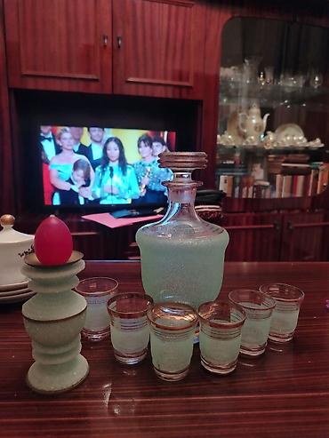 likor: Şüşə likör dəsti - Tərkib: 1 ədəd qrafin (qapaqlı), 6 ədəd shot/likör — 2