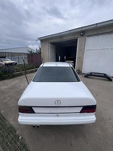 ли 9 авто: Mercedes-Benz W124: 1988 г., 2.3 л, Автомат, Бензин, Седан — 4