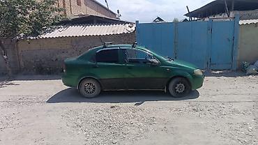 aveo: Chevrolet Aveo: 2005 г., 1.5 л, Механика, Бензин, Седан — 4