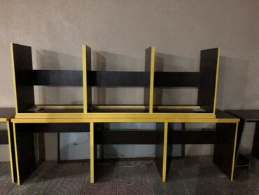 Stullar: İşlənmiş, 12 stul