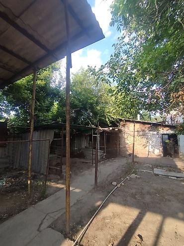 Продажа коттеджей и домов: Продается дом в селе Дмитриевка 5 комнат + времянка дом расположен де — 8