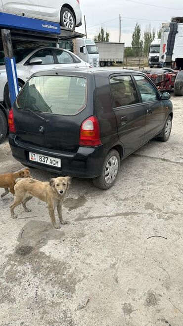 Suzuki: Suzuki Alto: 2002 г., 1.1 л, Механика, Бензин