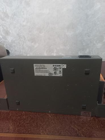 Modemlər və şəbəkə avadanlıqları: D‑Link DES‑1024D 24-port Fast Ethernet switch Xüsusiyyətlər: - 24x — 4