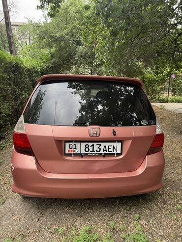 гранат на фит: ОБМЕНА НЕТ!!!!!! Хэтчбек Honda Fit в розовом цвете. Компактный и