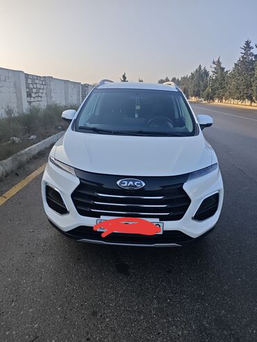 JAC: JAC js3 pro.5 ay qabaq salondan alınıb.Surlmur deyə satilir.cemi 7500 — 8