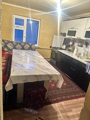 Продажа коттеджей и домов: Уй сатылат Ак ордо3 дон 4 сотик 5 болмолу жолго жакын документти кызыл — 7