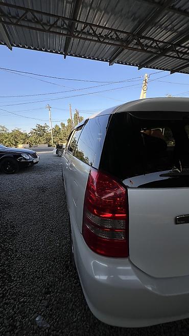 Транспорт: Toyota WISH: 2003 г., 2 л, Автомат, Бензин, Минивэн — 2