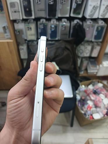 iphone 15 plus: IPhone 17 Pro, Ağ — 5