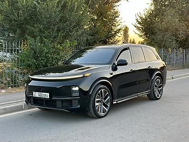 byd m6: Lixiang L8: 2023 г., 1.5 л, Автомат, Гибрид, Кроссовер — 1