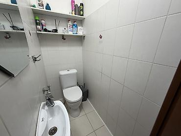 кв 3: 3 комнаты, 63 м², Дордой Плаза ТРЦ 105 серия, 1 этаж — 10