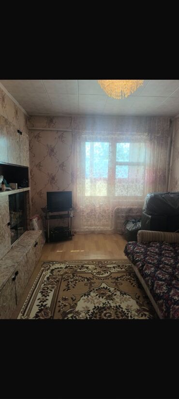 жер үй ижарага берилет: 1 комната, 34 м², 106 серия, 3 этаж, Косметический ремонт