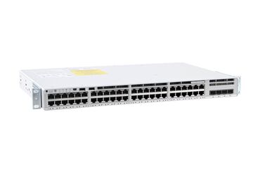 Модемы и сетевое оборудование: Продаю абсолютно новый сетевой коммутатор Cisco Catalyst
