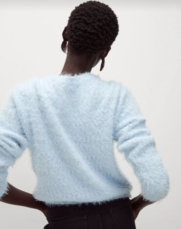 Sviterlər: Zərif sviterler - Yumşaq, tüklü teksturaya malik, rahat və isti -da lalafo.az — 5 Sviterlər: Zərif sviterler - Yumşaq, tüklü teksturaya malik, rahat və isti — 5