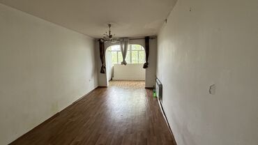 кварти ош: 3 комнаты, 58 м², 104 серия, 4 этаж, Старый ремонт