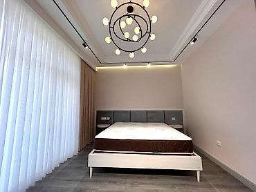 28 may metro: İcarəyə verilir 2 otaqlı yeni tikili 118 m², Ağ şəhər q. Kateqoriya — 8