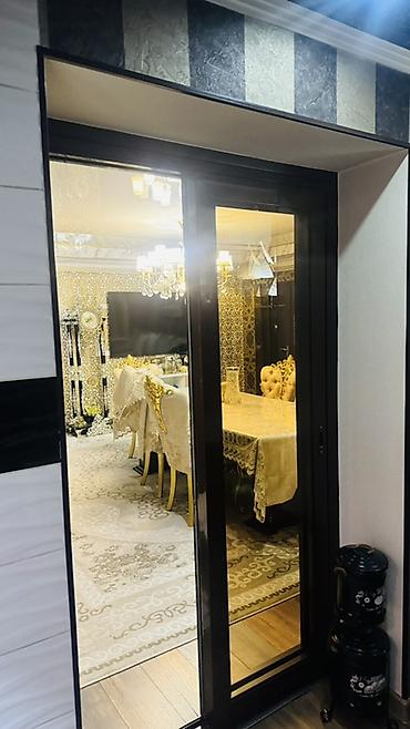 Гарнитуры для зала: Ош шаарынын борборунан 4 бөлмөлүү батир сатылат 🏙️ 📍 Ориентир: Бим — 6