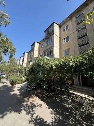 ош микрорайоны: 2 комнаты, 43 м², 104 серия, 1 этаж, Косметический ремонт