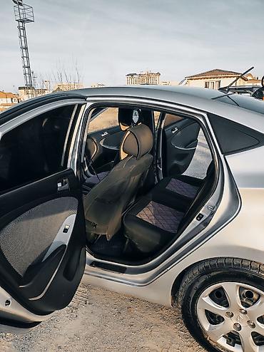 Hyundai: Hyundai Solaris: 2011 г., 1.6 л, Автомат, Бензин, Седан — 7