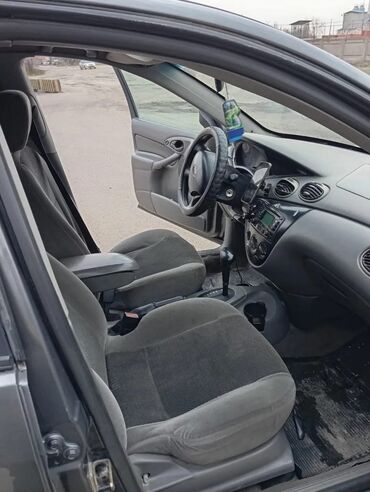 я ищу лада приора: Ford Focus: 2003 г., 2 л, Автомат, Бензин, Седан