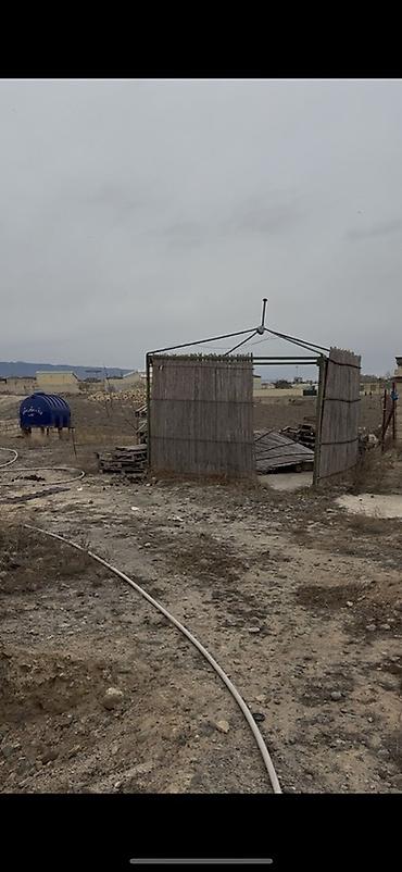 hovsanda heyet evler: 5 otaqlı, 15 kv. m, Təmirsiz — 4
