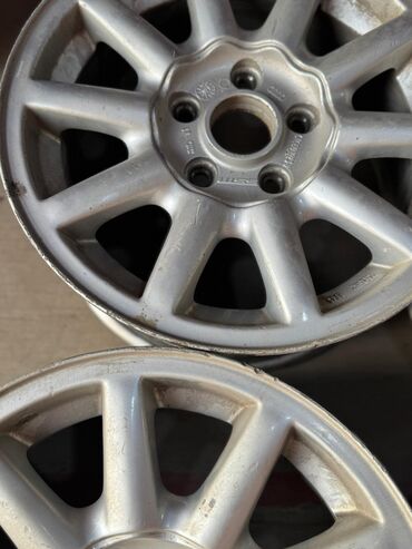 Диски: Литые Диски R 15 Audi, Комплект, отверстий - 5, Б/у — 10