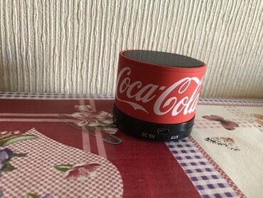 moskva ticaret merkezi: Kolonka,coca cola firmasinin,yeni,ishlenmeyib