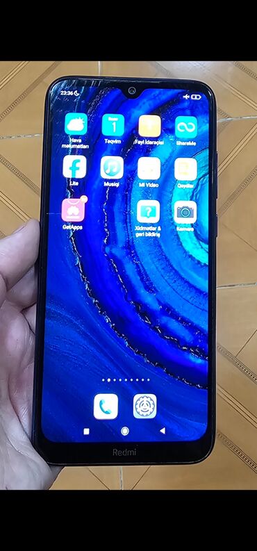 Xiaomi: Xiaomi Redmi 8, 64 GB, rəng - Göy, 
 İki sim kartlı