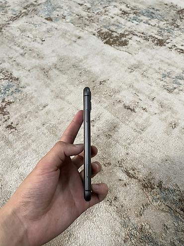 Apple iPhone: IPhone 11, Б/у, 64 ГБ, Черный, Защитное стекло, Чехол, Кабель, 73 % — 9