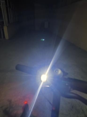 saft velosiped 29: Elektrik skuter – qatlana bilən, şəhərdaxili gediş üçün — 5