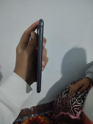 Мобильные телефоны: Apple iPhone 11, чёрный цвет. Смартфон с узнаваемым дизайном Apple — 2