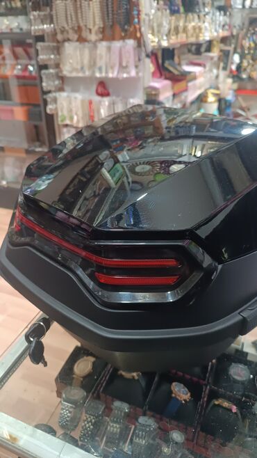 Moto dəbilqələr: Moto Dəbilqələr Endirimlə 35azn. Hər rəngi var 55aznnən Endirimlə — 11