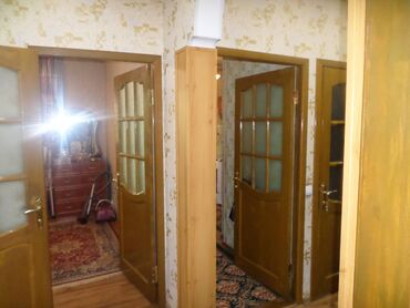 квартира кыргызстан: 2 бөлмө, 53 кв. м, 105-серия, 2 кабат, Дизайнердик ремонт
