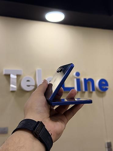z flip 2: Samsung Galaxy Z Flip7, 256 GB, rəng - Göy, Sensor, Simsiz şarj, Zəmanət — 1
