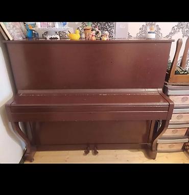 dekor güldan: Akkustik upright pianino - Korpus: klassik üslubda, tünd qəhvəyi — 1