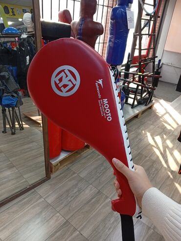 сороконожки обувь: Интернет-магазин представляет вам хлопушки для ног. Подойдет таким