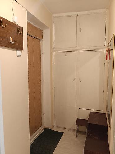 Mənzillər: Elmlər metrosu yaxınlığında (H. Cavid pr.89) kirayə 1 otaqlı tam — 6