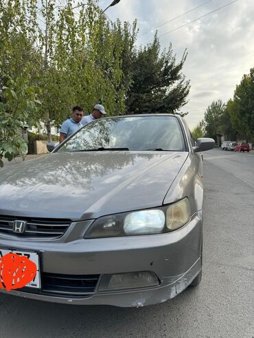 хондаи: Honda Accord: 1997 г., 2 л, Автомат, Бензин