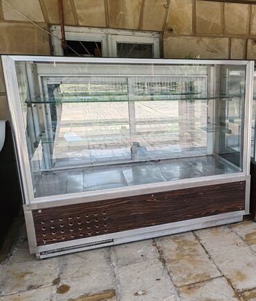 soyuducu 2 ci el: Uzunkuğu 1.50 Ünvan nargilənin kuruqu. Qiymət 650 manat təcili