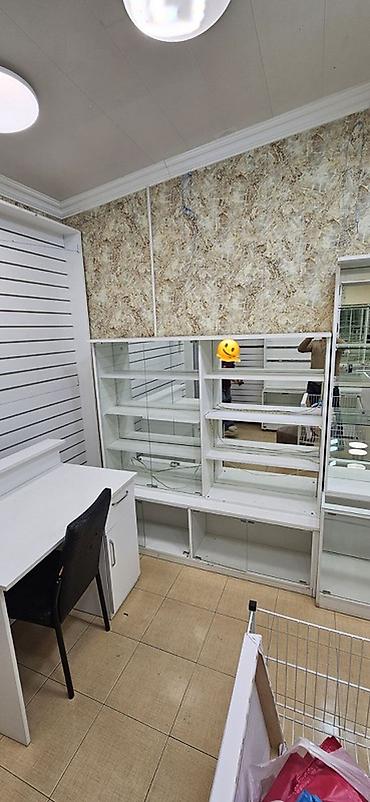 mini kassa: Mağaza vitrin mebeli və avadanlıqları - Material: ağ rəngli MDF — 3