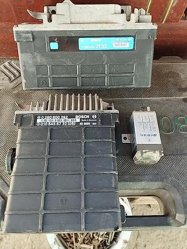 Генераторы: Генератор Mercedes-Benz 1991 г. — 22